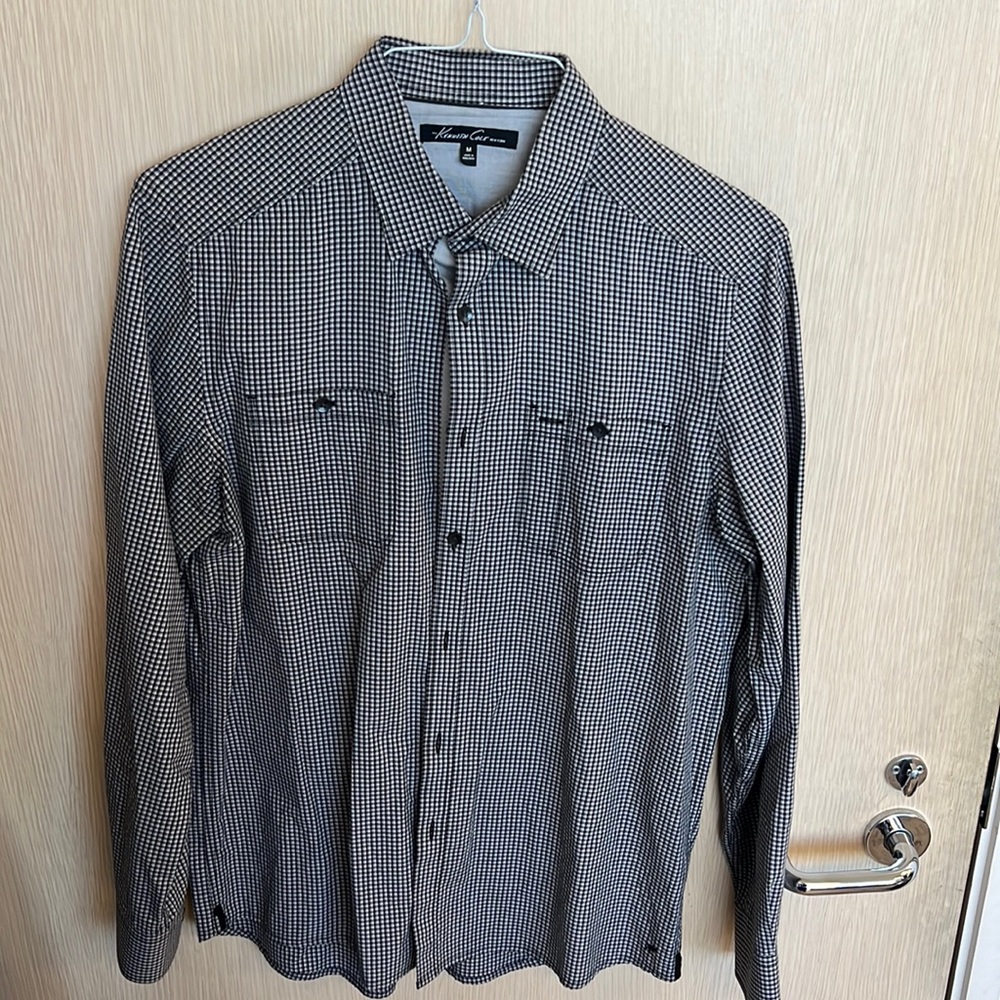 Kenneth Cole men’s medium dress shirt